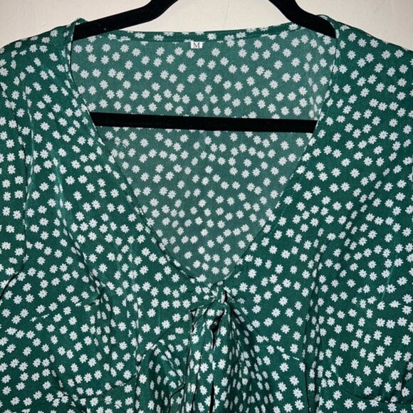 Green Floral Tie Crop Top NWOT - Picture 5 of 5